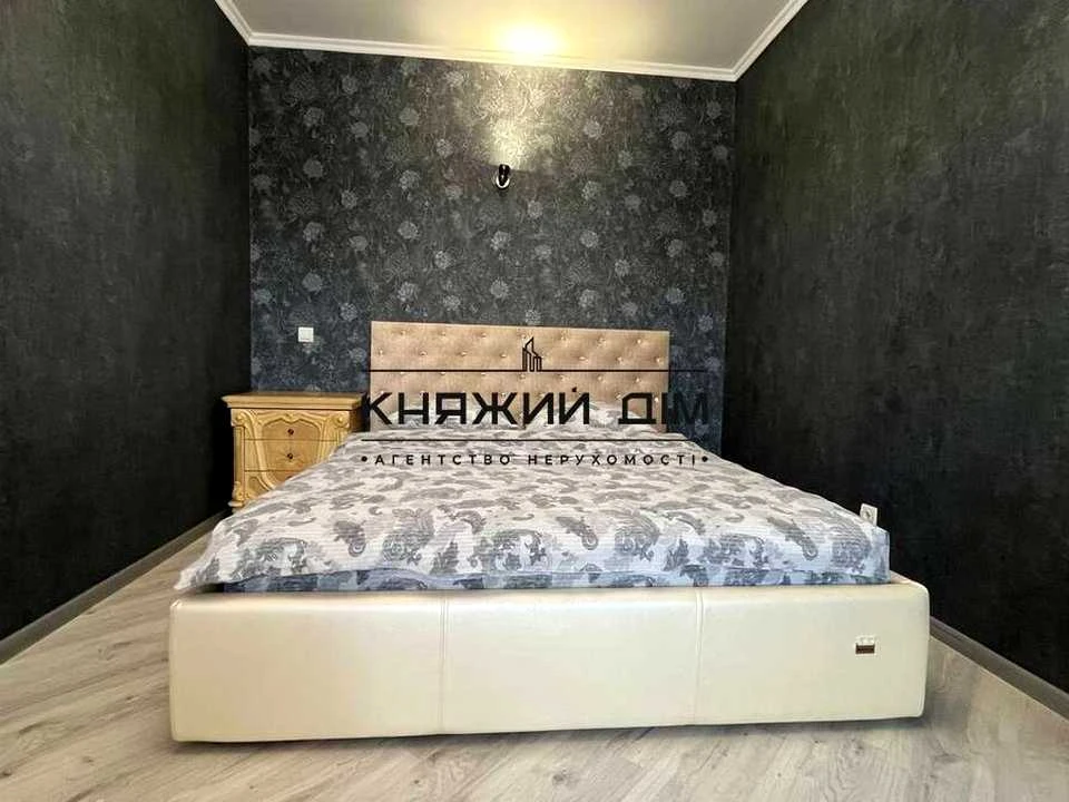 Квартира. Київ, вулиця Софії Русової