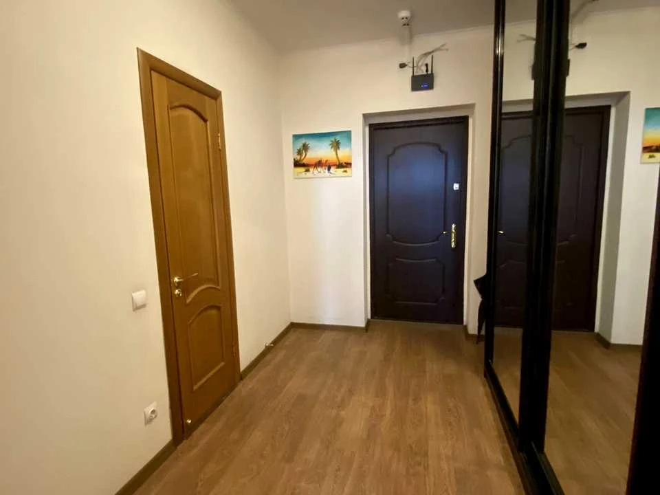 Apartment. Voskresenskaya Street, Kyiv