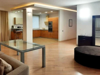 Apartment. Derevlyanська St., Kyiv