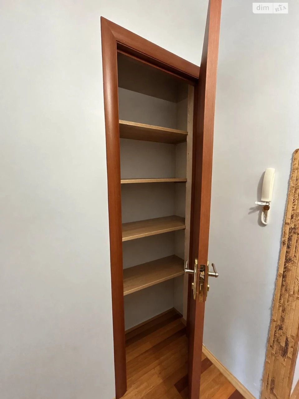 Продажа Квартиры Голоско