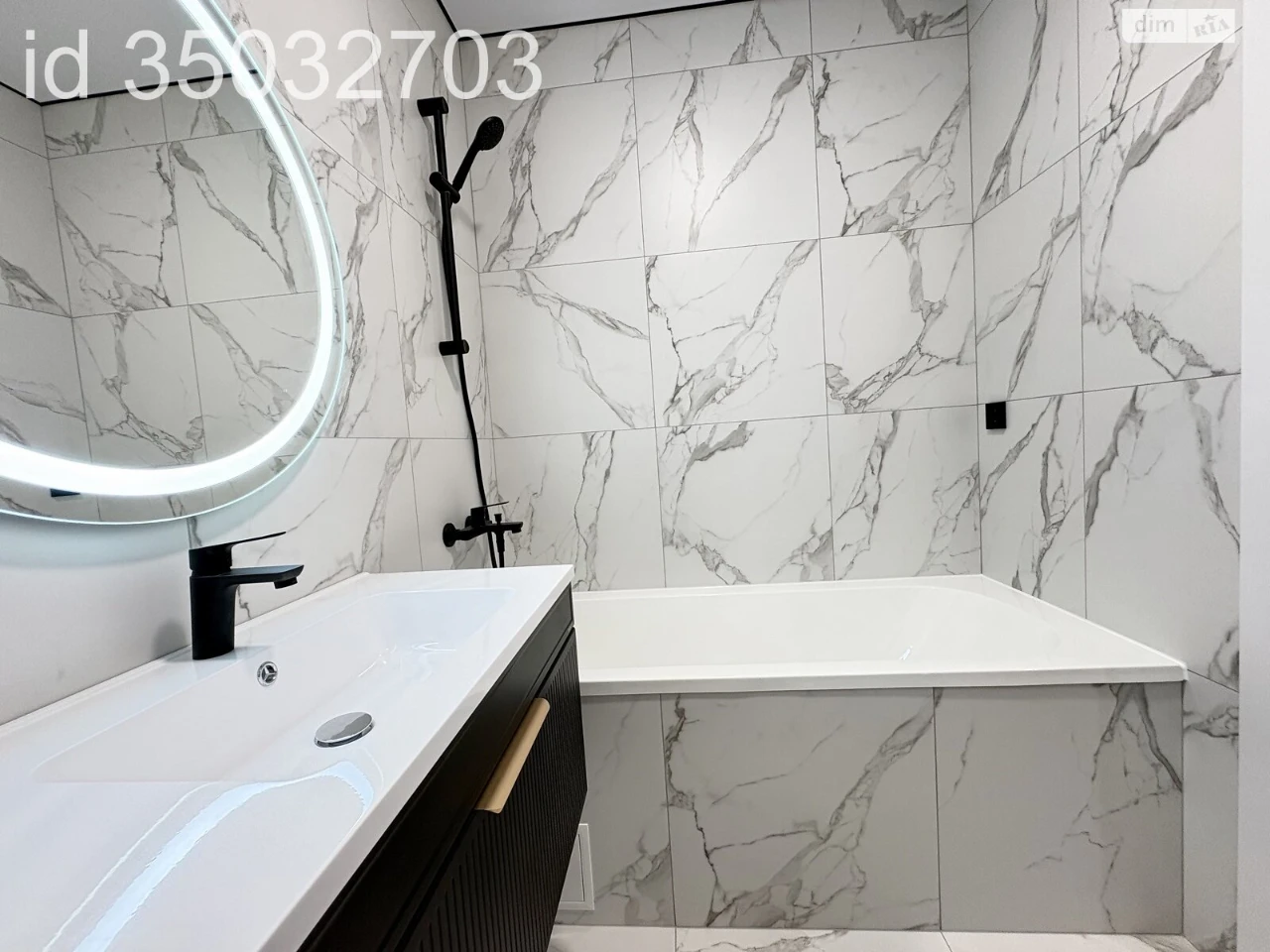 Apartment for Sale: Apartment in HydroPark Complex