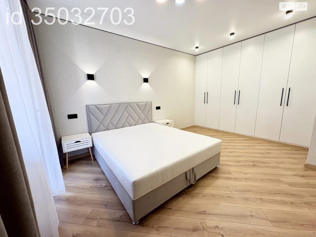 Apartment for Sale: Apartment in HydroPark Complex