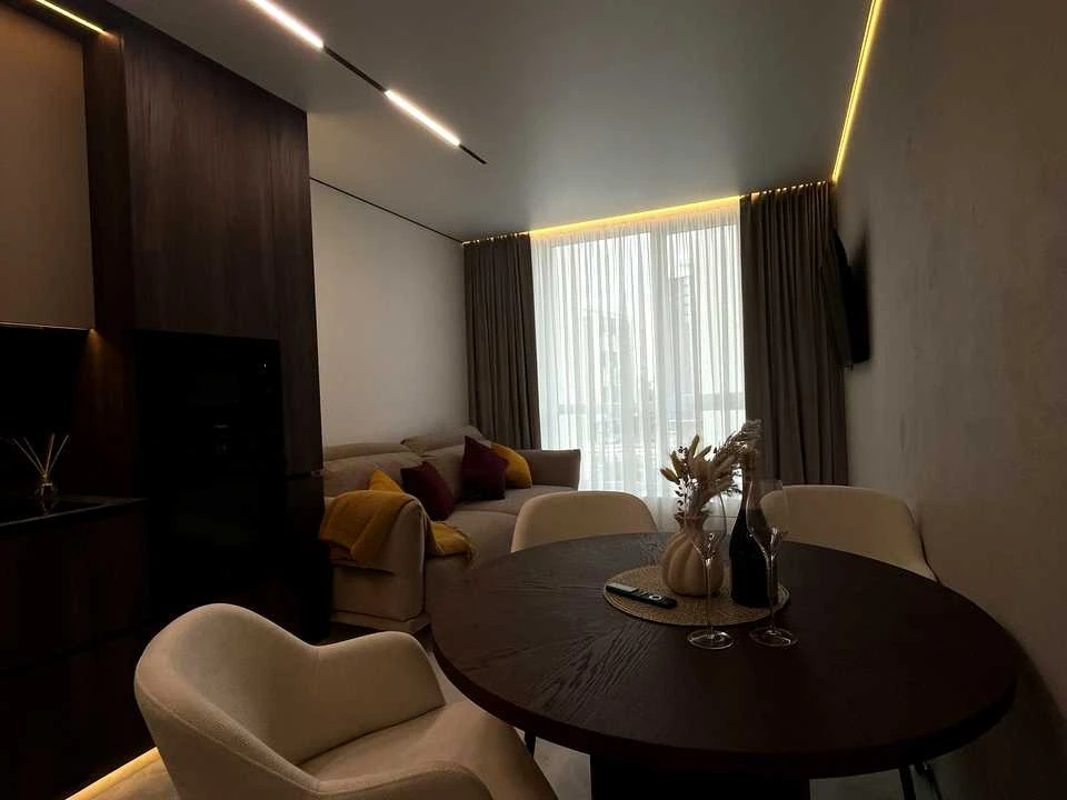 Apartment. Ivano-Frankivsk, Romana Levytskyi Street