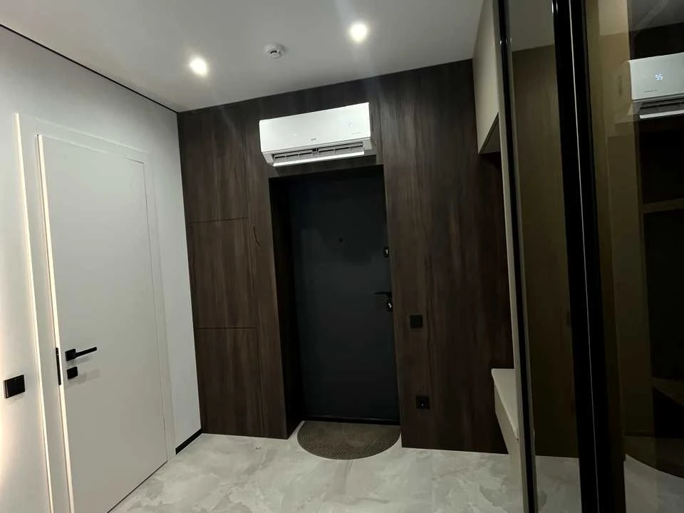 Apartment. Ivano-Frankivsk, Romana Levytskyi Street