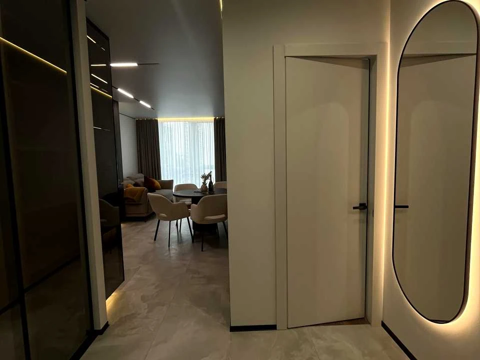 Apartment. Ivano-Frankivsk, Romana Levytskyi Street