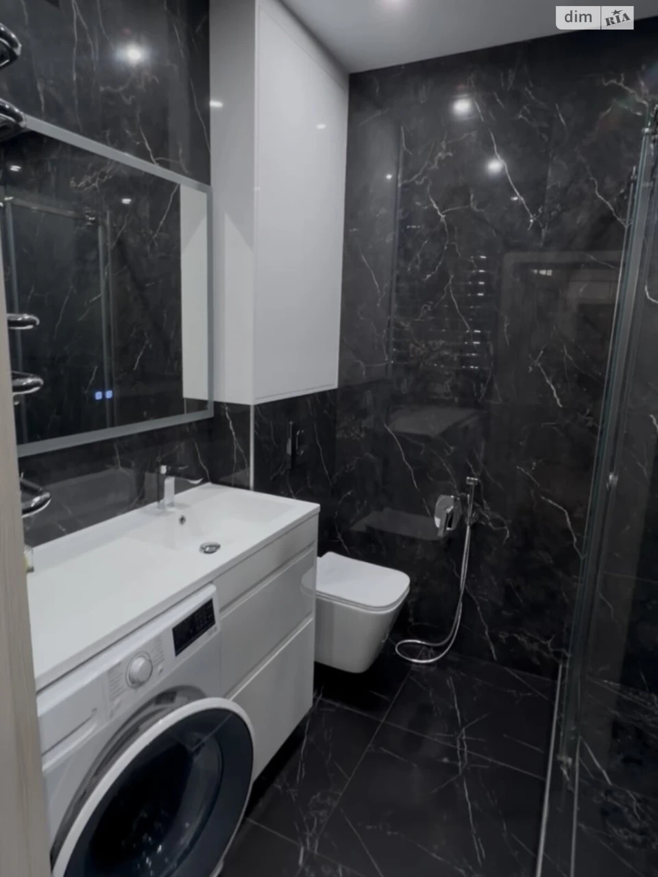 Long-Term Rental Apartment near the Train Station