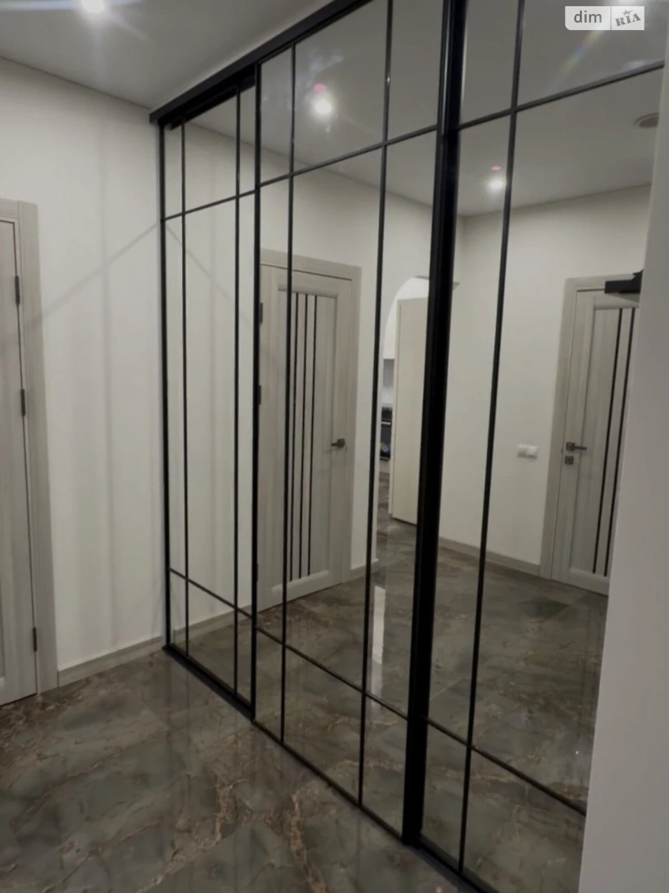 Long-Term Rental Apartment near the Train Station