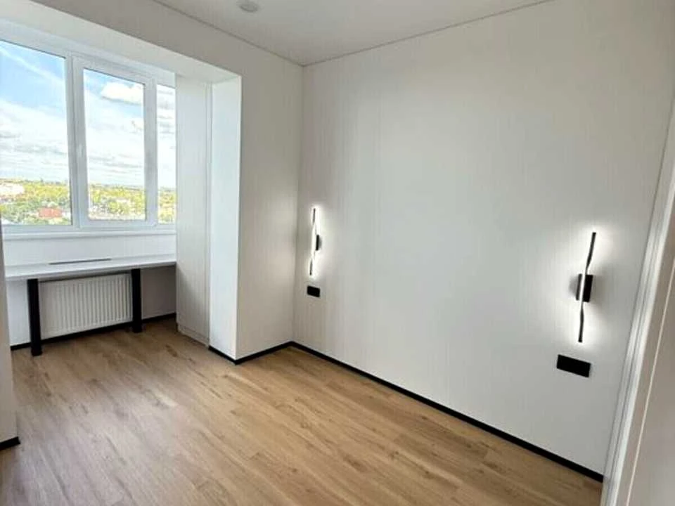 Apartment. Lutsk, Rivenetska St.