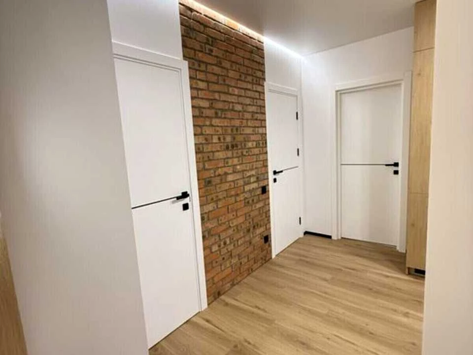 Apartment. Lutsk, Rivenetska St.