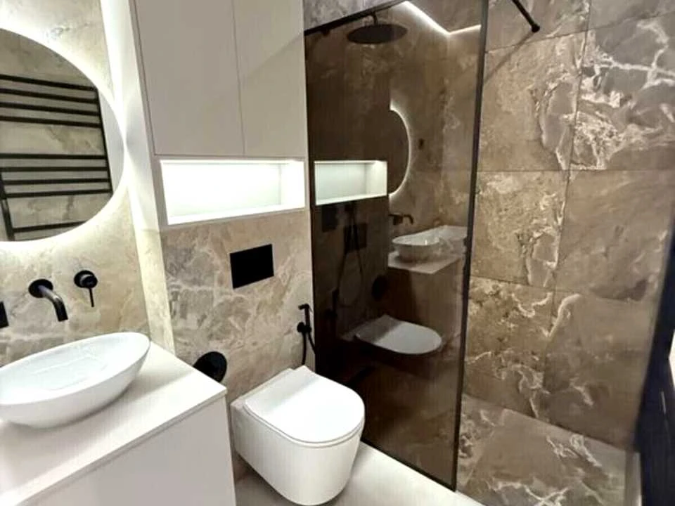 Apartment. Lutsk, Rivenetska St.