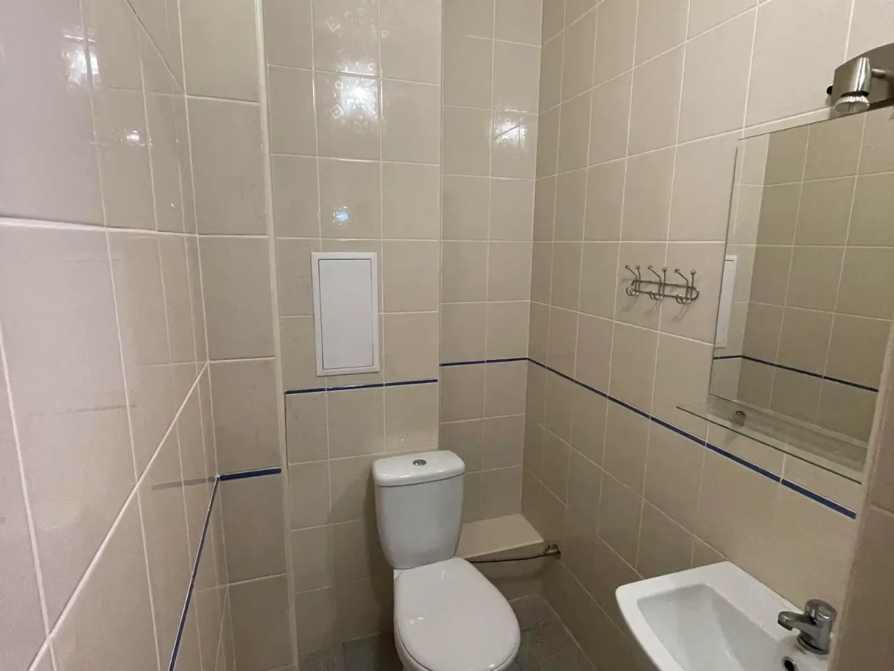 Rent 2-room apartment 78 m² on the 15th floor of a 25-story building.