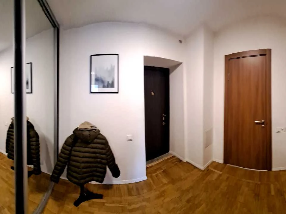 Квартира. Київ, Єреванська вул.