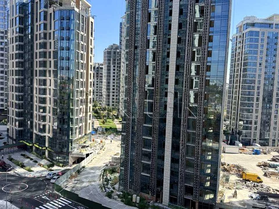 Квартира. Київ, Андрія Верхогляда вул.