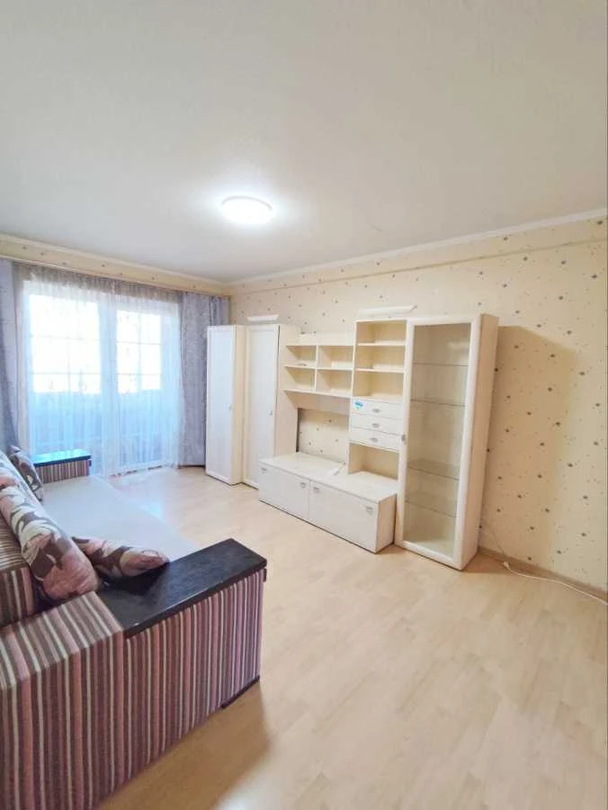 Продається трикімнатна квартира (63 м²) у Києві, Дніпровський район