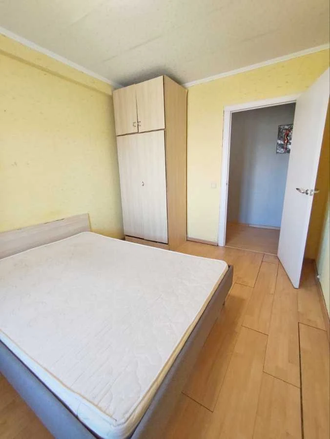 Продається трикімнатна квартира (63 м²) у Києві, Дніпровський район