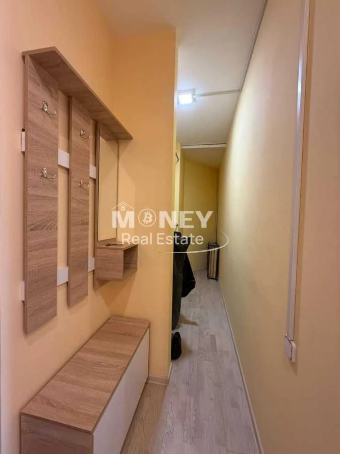 Продам однокімнатну квартиру (60 м²) у Києві, Печерський рай