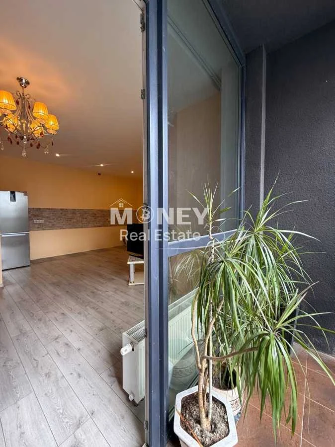 Продам однокімнатну квартиру (60 м²) у Києві, Печерський рай