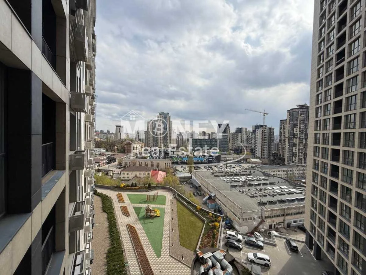 Продам однокімнатну квартиру (60 м²) у Києві, Печерський рай