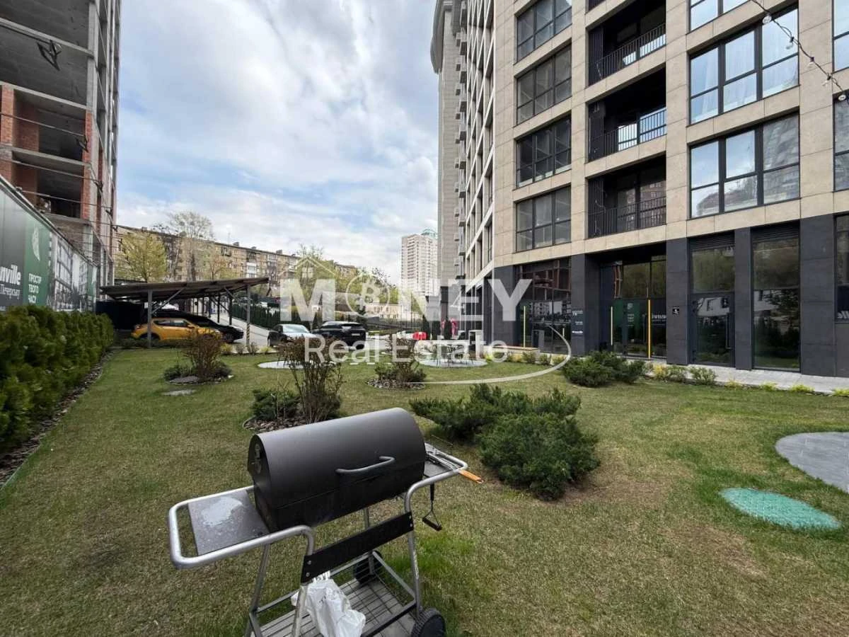 Продам однокімнатну квартиру (60 м²) у Києві, Печерський рай