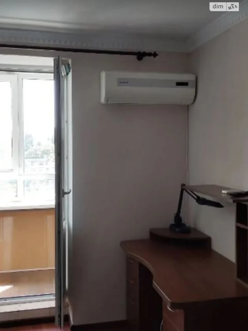 Long-Term Rental Apartment School