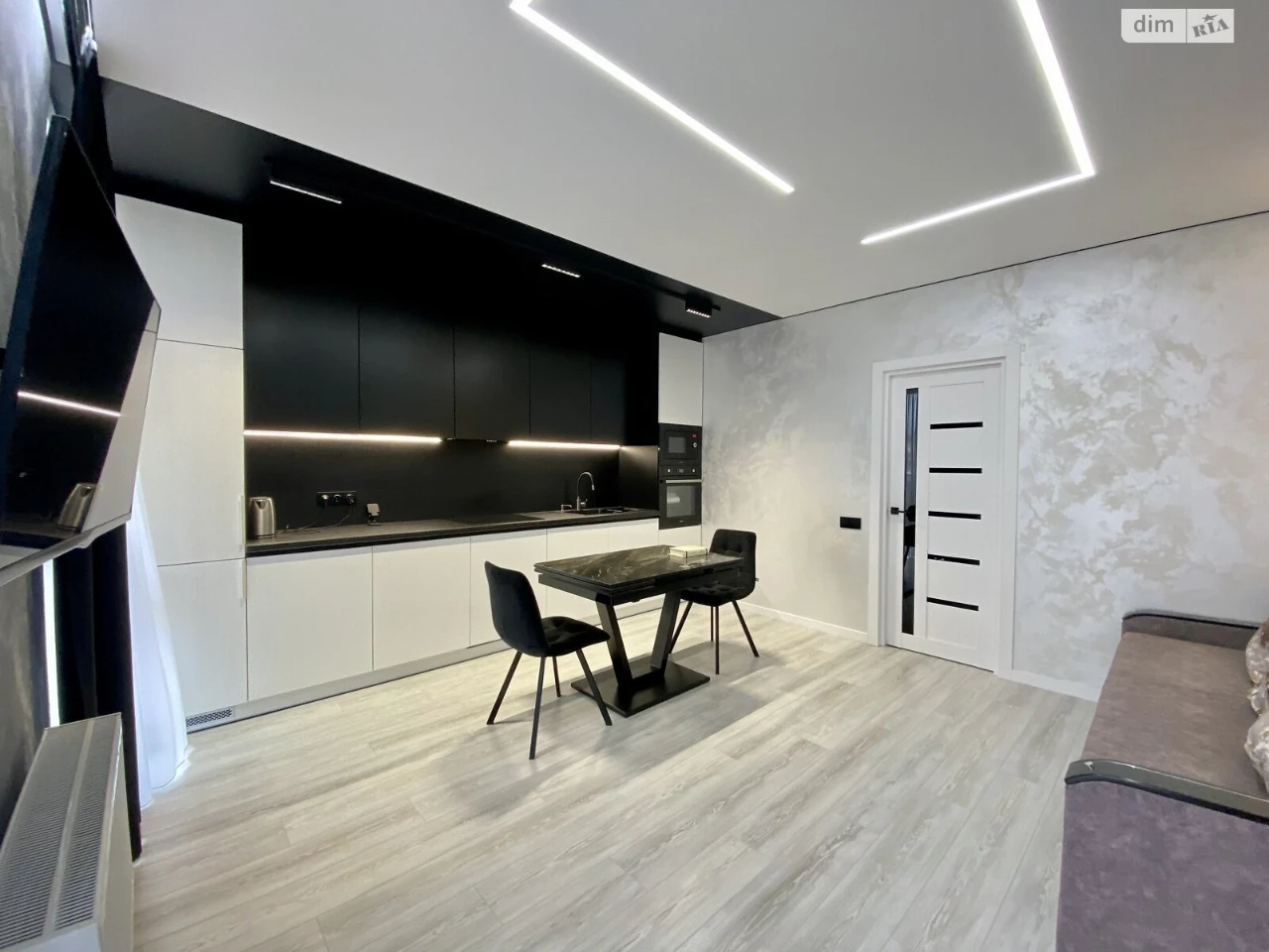 Long-Term Rental Apartment Near the Property