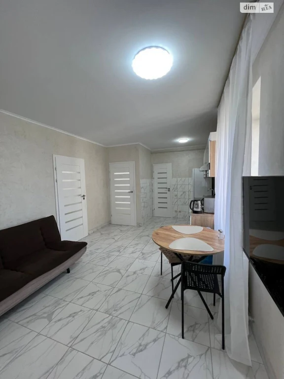 Apartment for Sale: Center