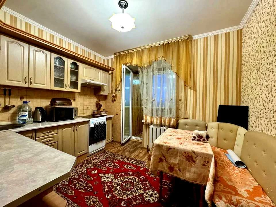 Apartment. Almatinskaya st., Kyiv