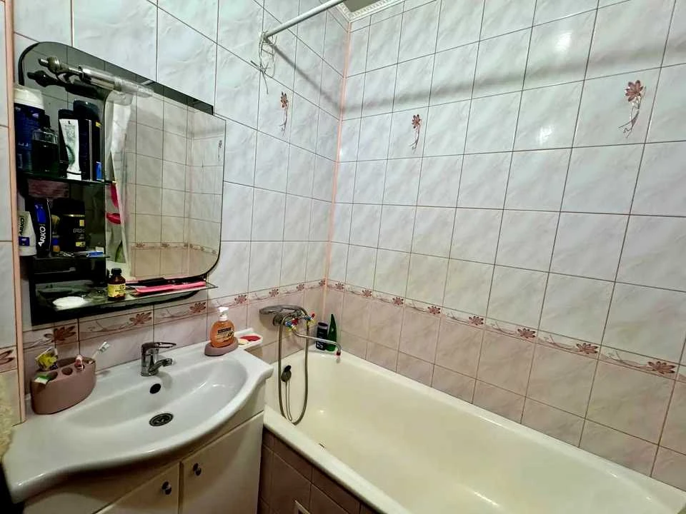 Apartment. Almatinskaya st., Kyiv