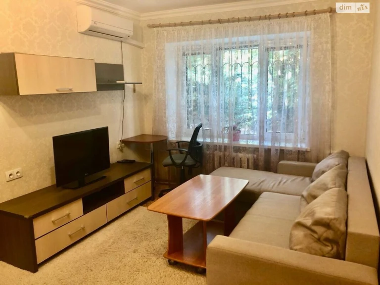 Long-Term Rental Apartment, Holosiiv
