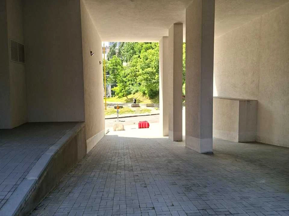 Квартира. Киев, Лукьяновская площадь.