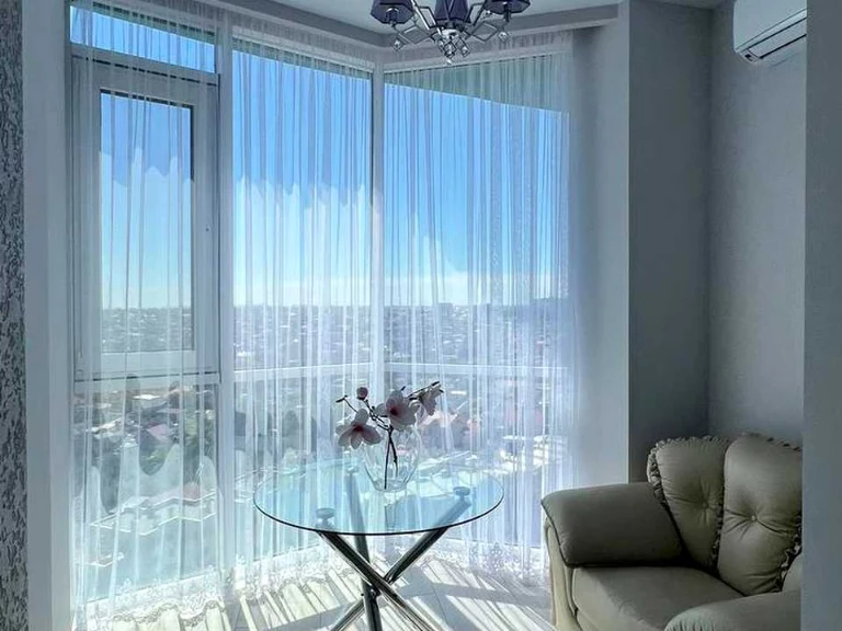 Apartment. Odesa, Fontanska Doroga st.
