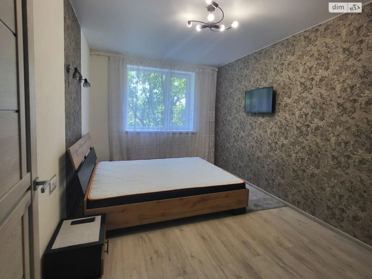 Long-Term Rental Apartment, Podil'