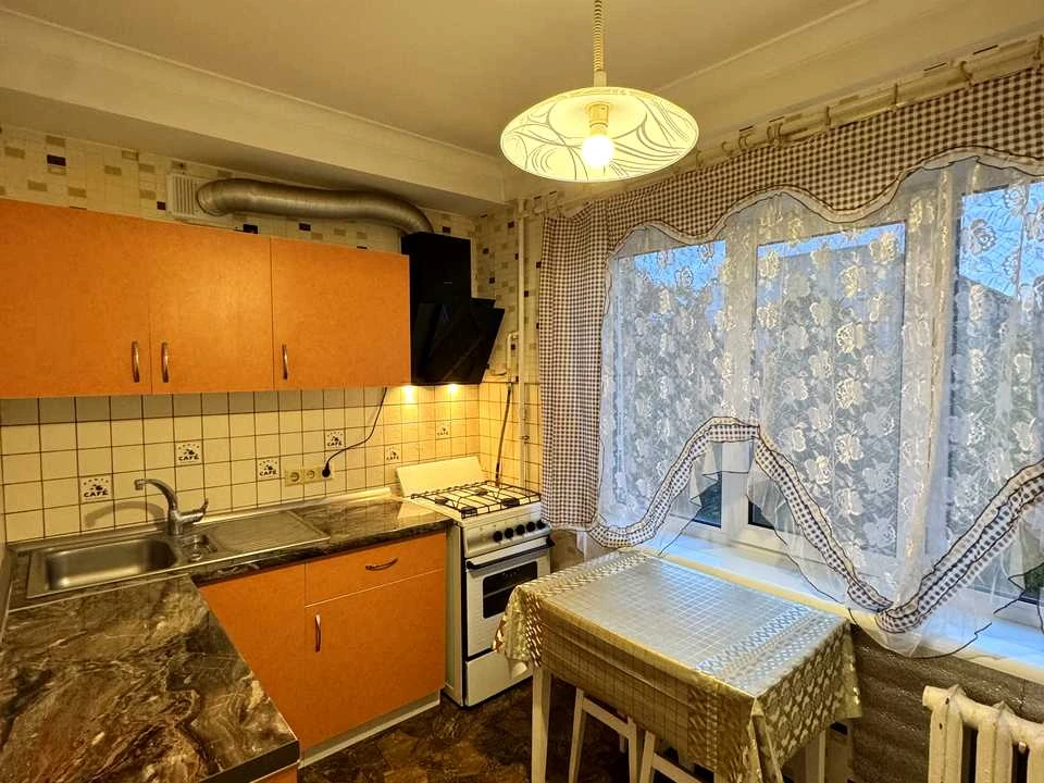 Apartment. Yunosti St., Kyiv