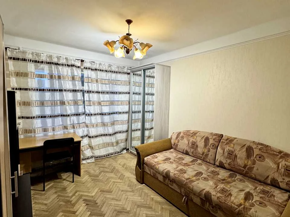 Apartment. Yunosti St., Kyiv