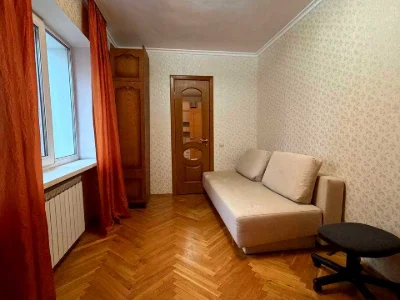 Apartment. Vaclava Havel Blvd., Kyiv.