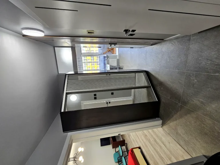 Rent 1-bedroom apartment 40 m² on the 3rd floor.