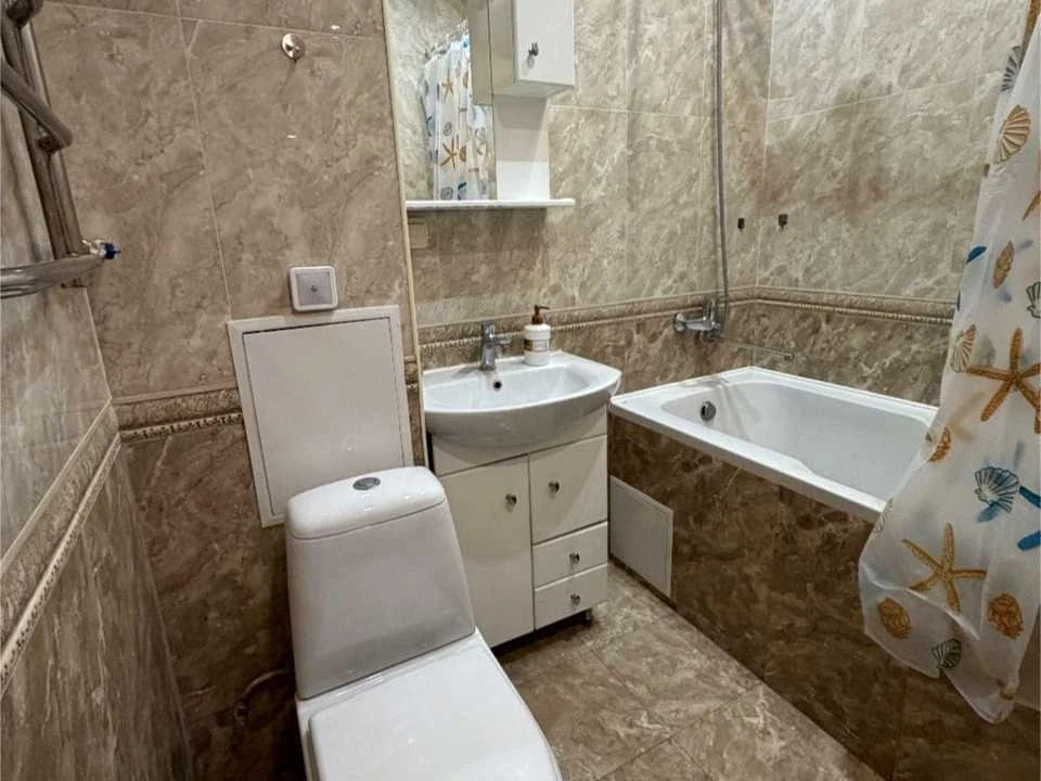Квартира. Київ, Урлівська вул.