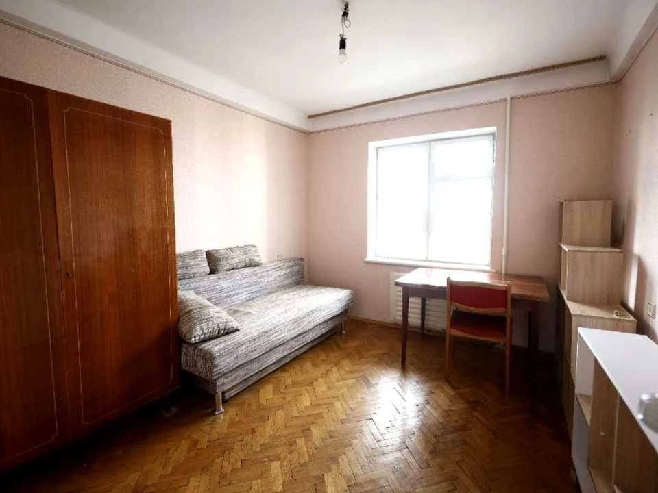 Apartment. Pantelemon Kulish Street, Kyiv