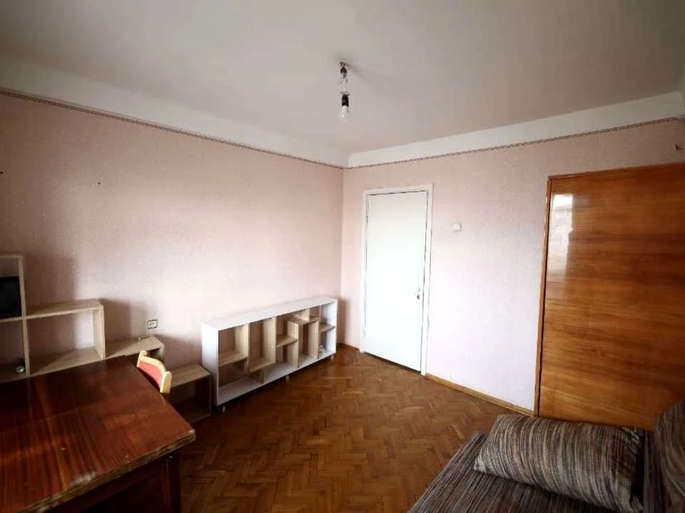 Apartment. Pantelemon Kulish Street, Kyiv