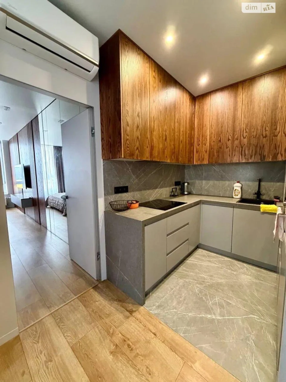 Long-Term Rental, 3-Bedroom Apartment in Comfort Town
