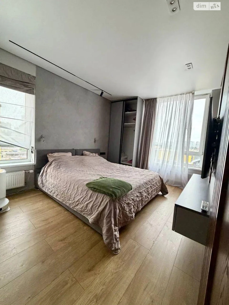 Long-Term Rental, 3-Bedroom Apartment in Comfort Town