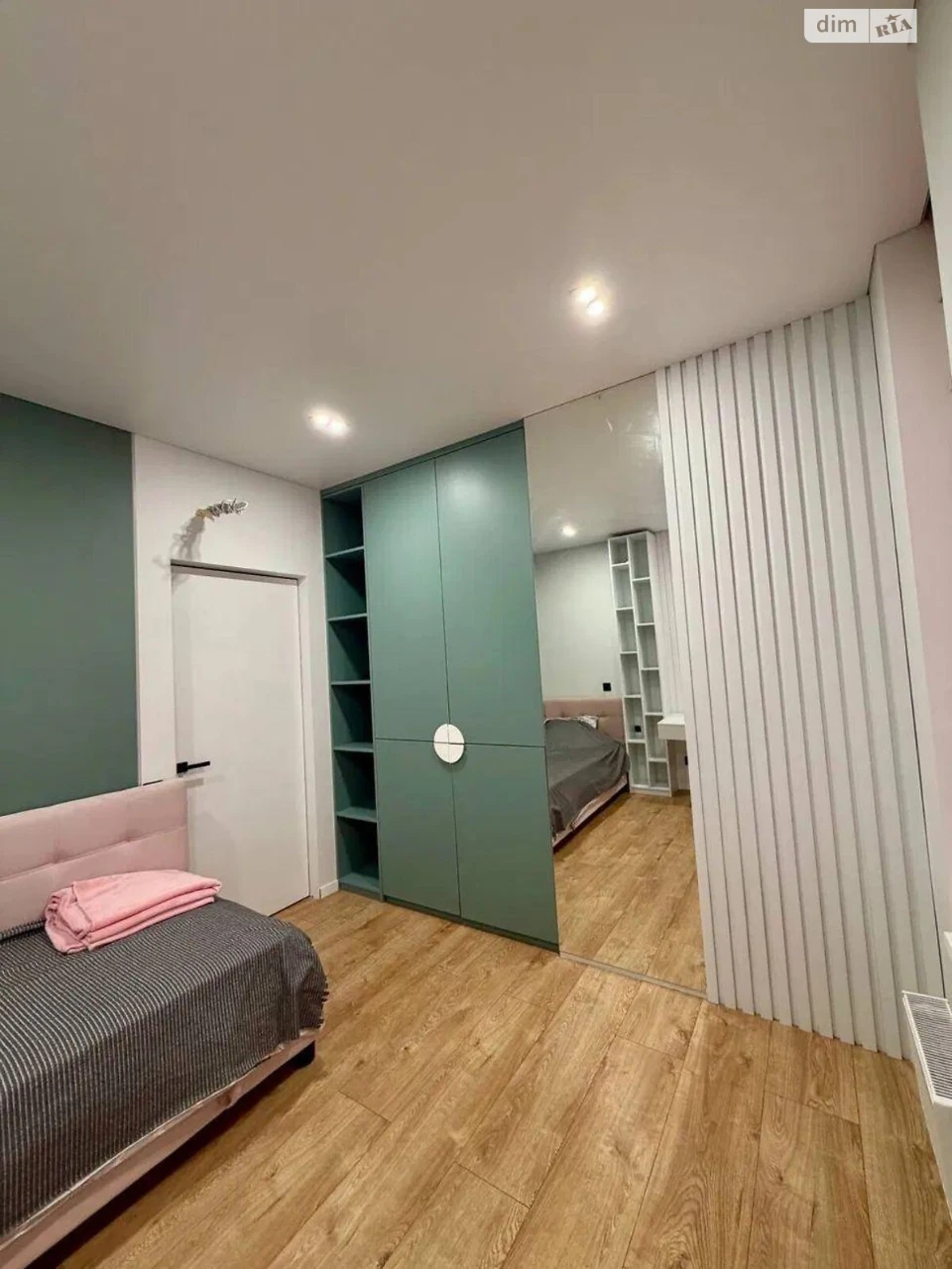 Long-Term Rental, 3-Bedroom Apartment in Comfort Town
