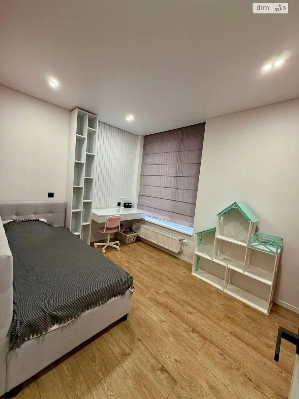Long-Term Rental, 3-Bedroom Apartment in Comfort Town