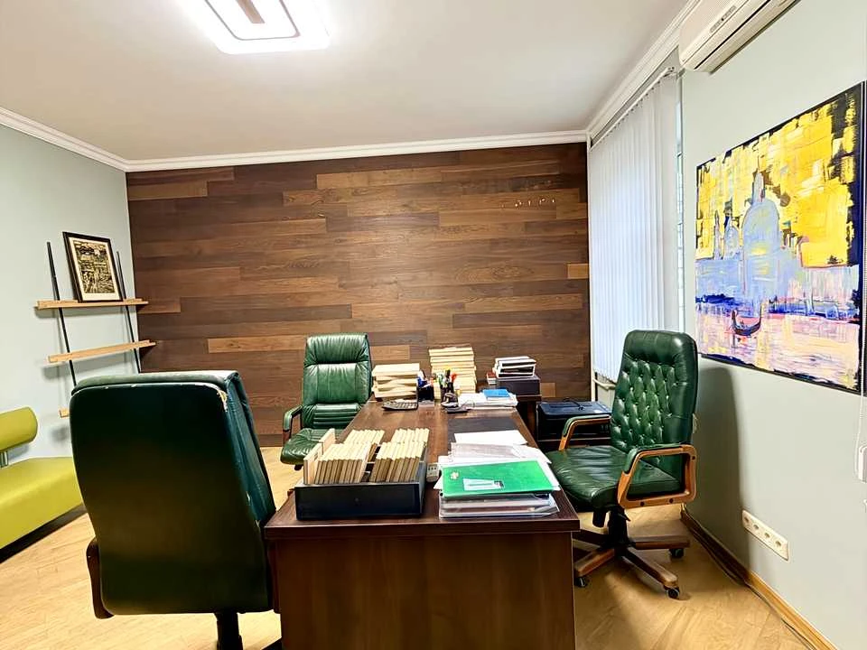 Apartment. Michael Hrushevsky Street, Kyiv