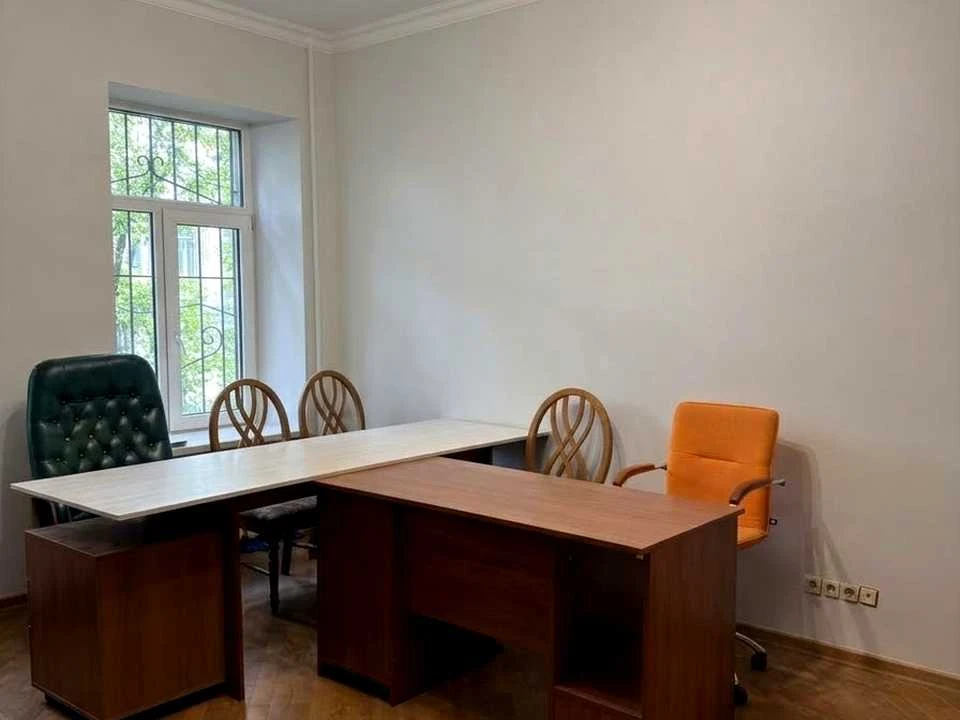 Apartment. Michael Hrushevsky Street, Kyiv