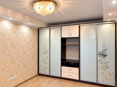 Квартира. Київ, вулиця Мілютенка