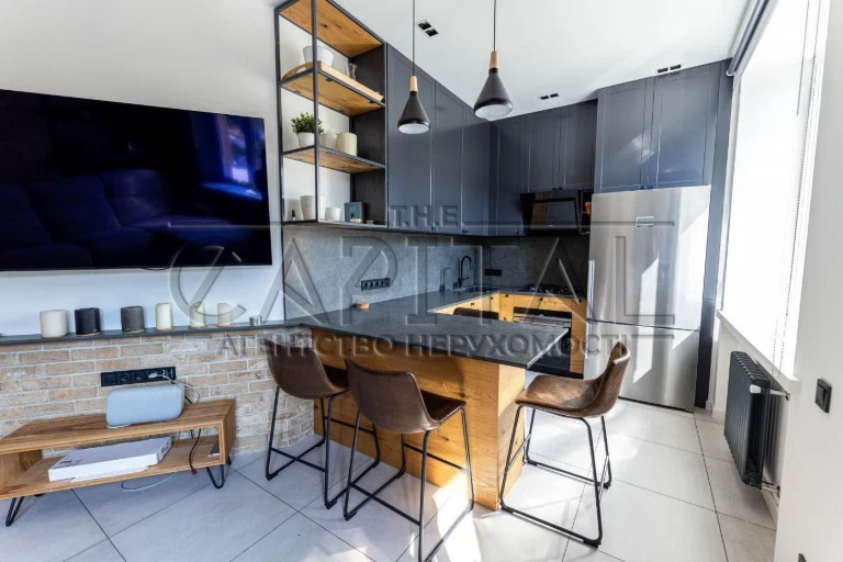 Stylish Spacious 4-Bedroom Apartment for Sale