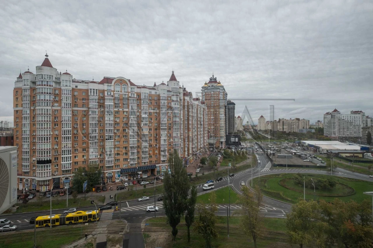Продажа квартиры, улица Левка Лукьяненко, район Минска