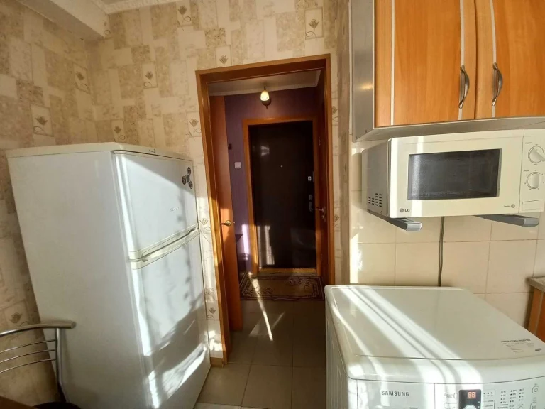 Продам гарненьку 1кімнатну квартиру на метро Оболонь