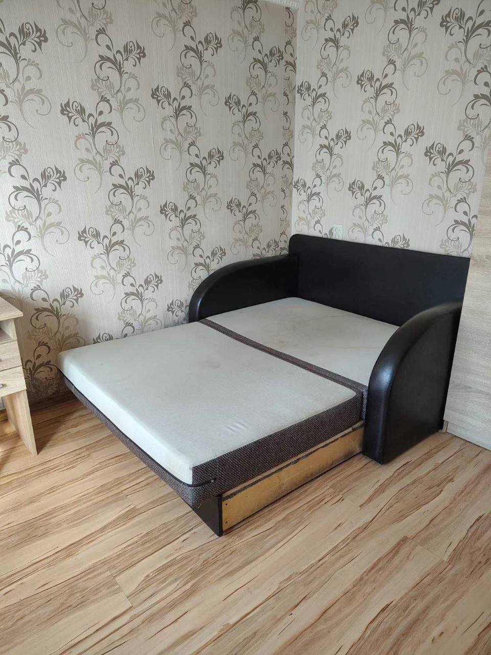 Продам гарненьку 1кімнатну квартиру на метро Оболонь